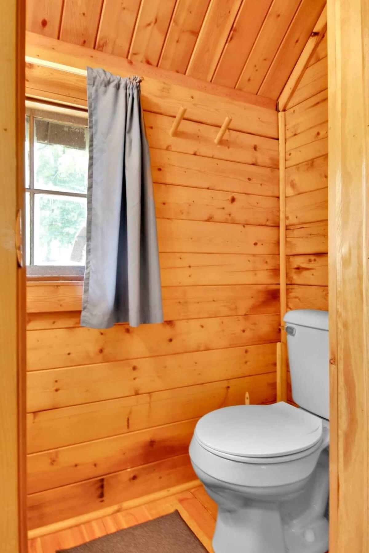 Secluded Rustic Cabin With Views Bloomington Bagian luar foto