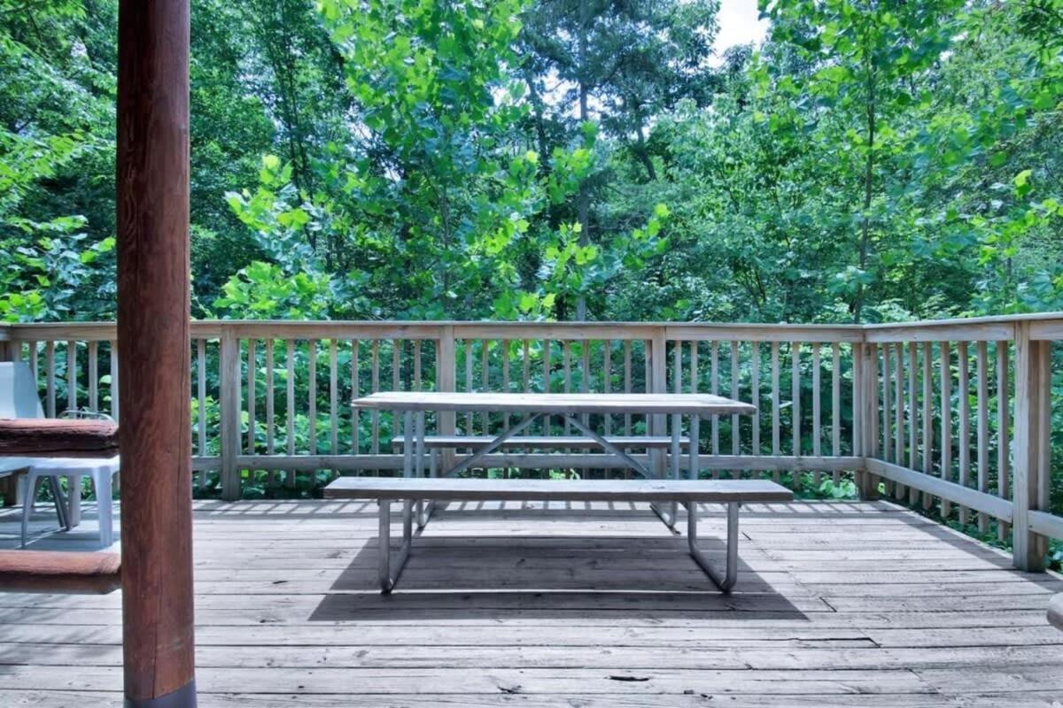 Secluded Rustic Cabin With Views Bloomington Bagian luar foto